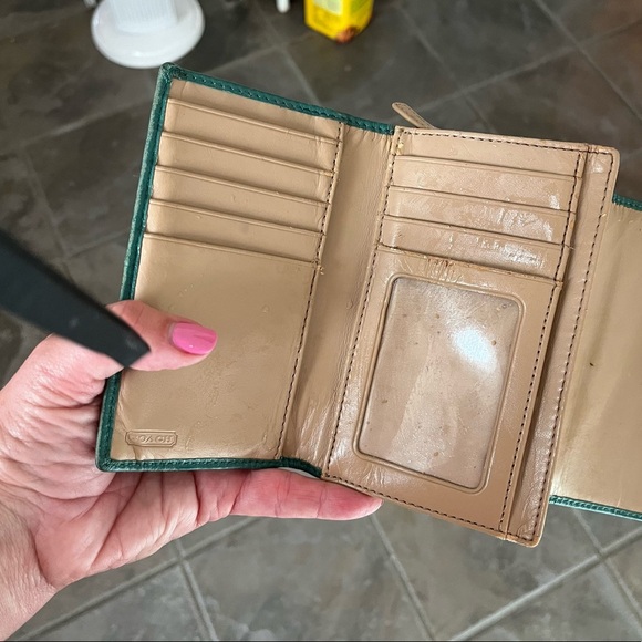 Coach wallet - Picture 3 of 9